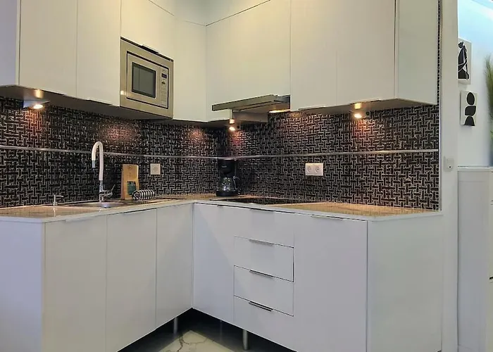 In La Colina With Pool And Gardens Torremolinos